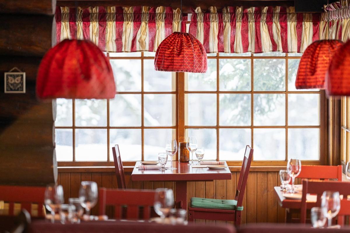 Storm Mountain Lodge & Cabins Castle Junction Bagian luar foto